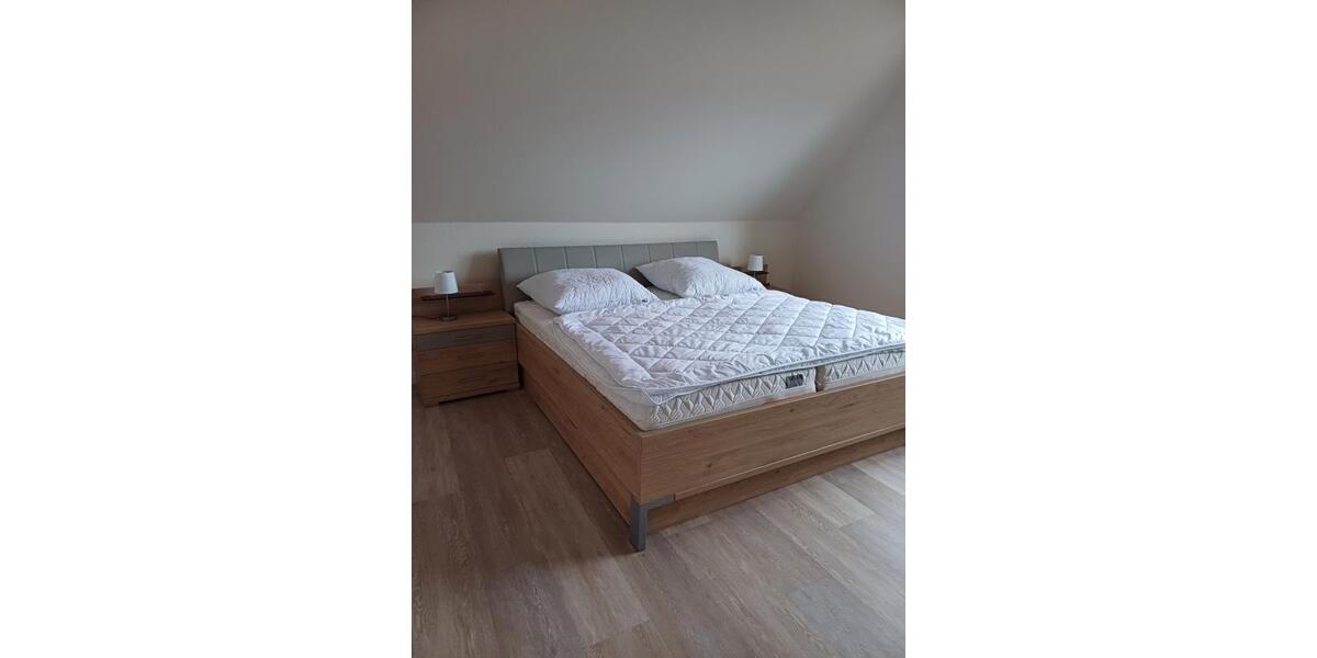 Dachgeschoßwohnung Cloppenburg - 3 Zimmer, 99 m&sup2;, 85&euro; | Angebot:22789465