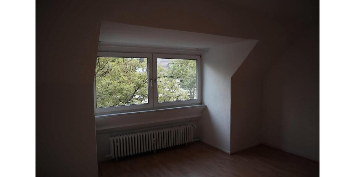 Dachgeschoßwohnung Euskirchen Dom-Esch - 3 Zimmer, 74 m&sup2;, 600&euro; | Angebot:26366545