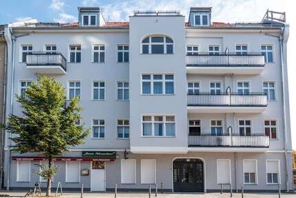 Wohnung Berlin Friedrichsfelde - 3 Zimmer, 63 m&sup2;, 1.276&euro; | Angebot:26762174