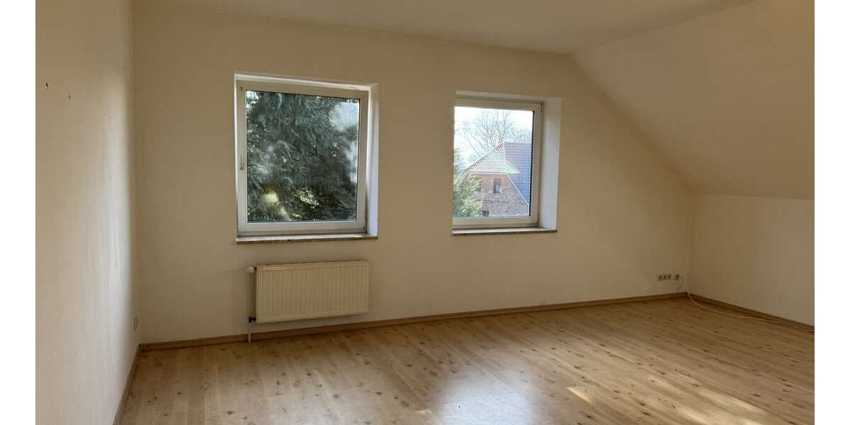 Etagenwohnung Süderhastedt - 3 Zimmer, 85 m&sup2;, 680&euro; | Angebot:26152757