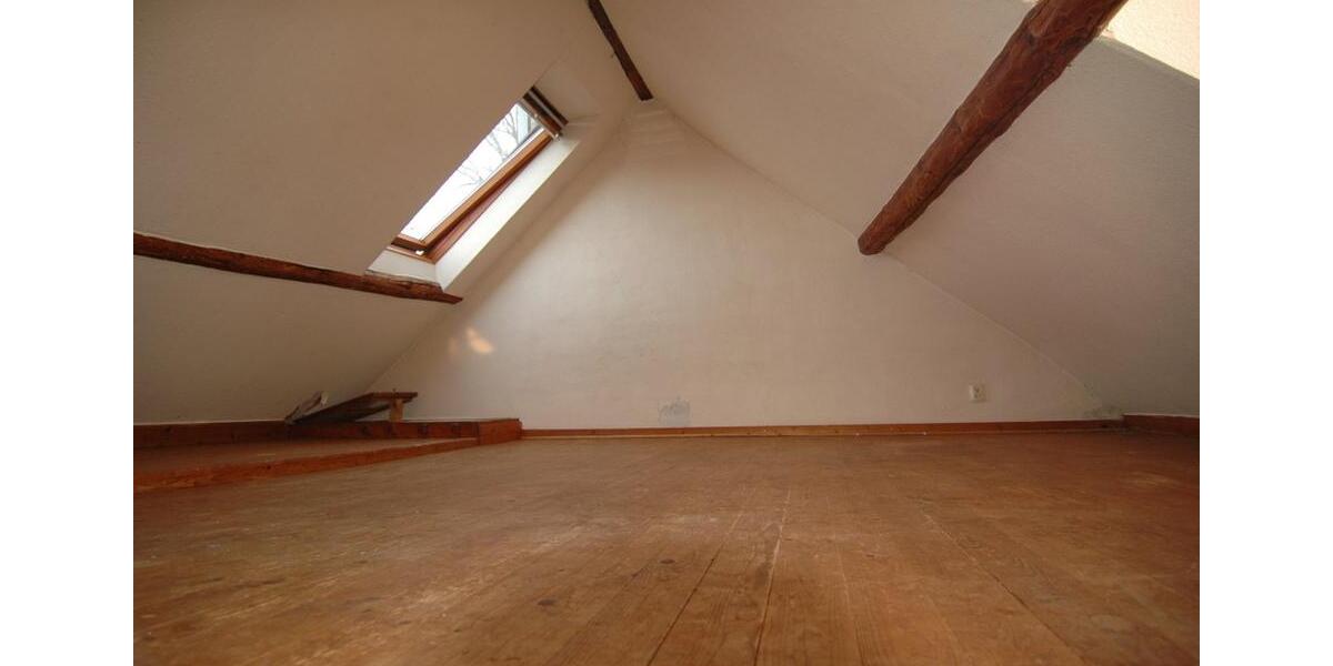 Dachgeschoßwohnung Aachen Aachen-Mitte - 3 Zimmer, 90 m&sup2;, 660&euro; | Angebot:25960086