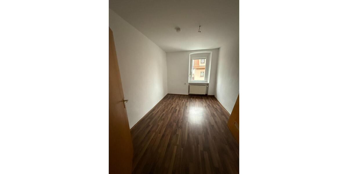 Erdgeschoßwohnung Scheinfeld - 7 Zimmer, 173 m&sup2;, 900&euro; | Angebot:24118533