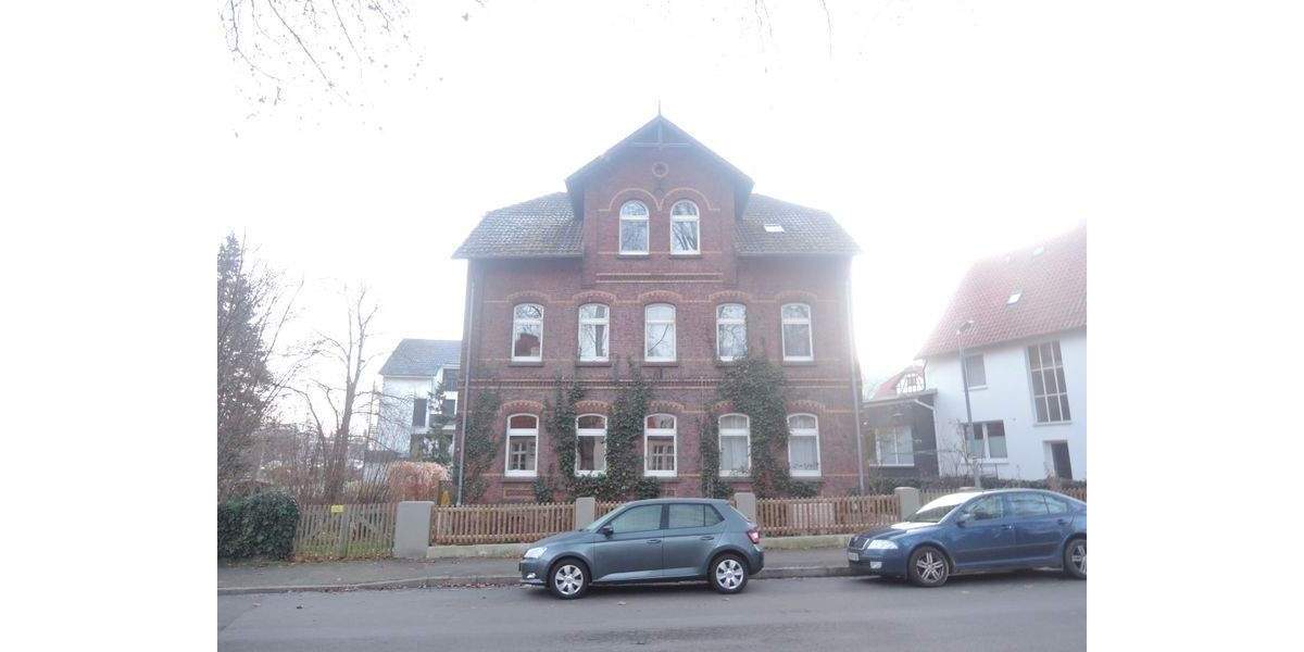 Geräumige Altbauwohnung in der Innenstadt 3 zimmer