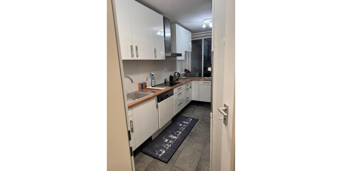 Großes WG Zimmer vollmöbliert für Studentin Garching 1 zimmer