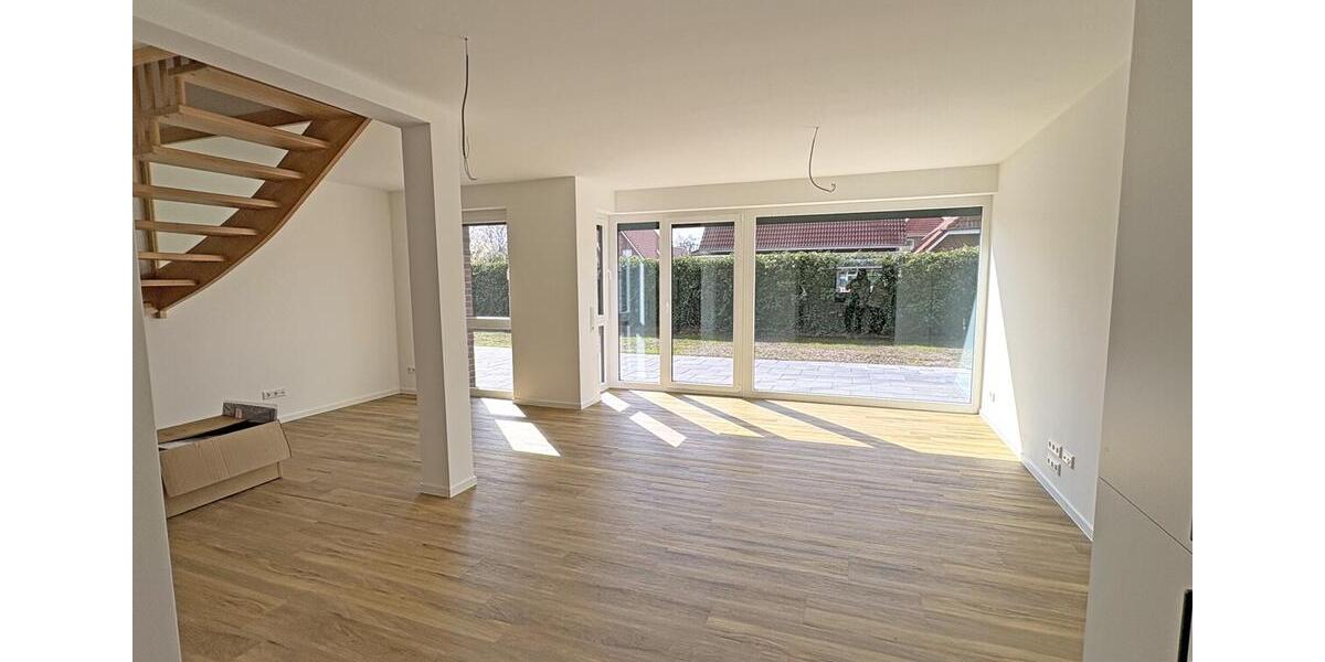 Etagenwohnung Saterland - 3 Zimmer, 130 m&sup2;, 1.310&euro; | Angebot:26453915
