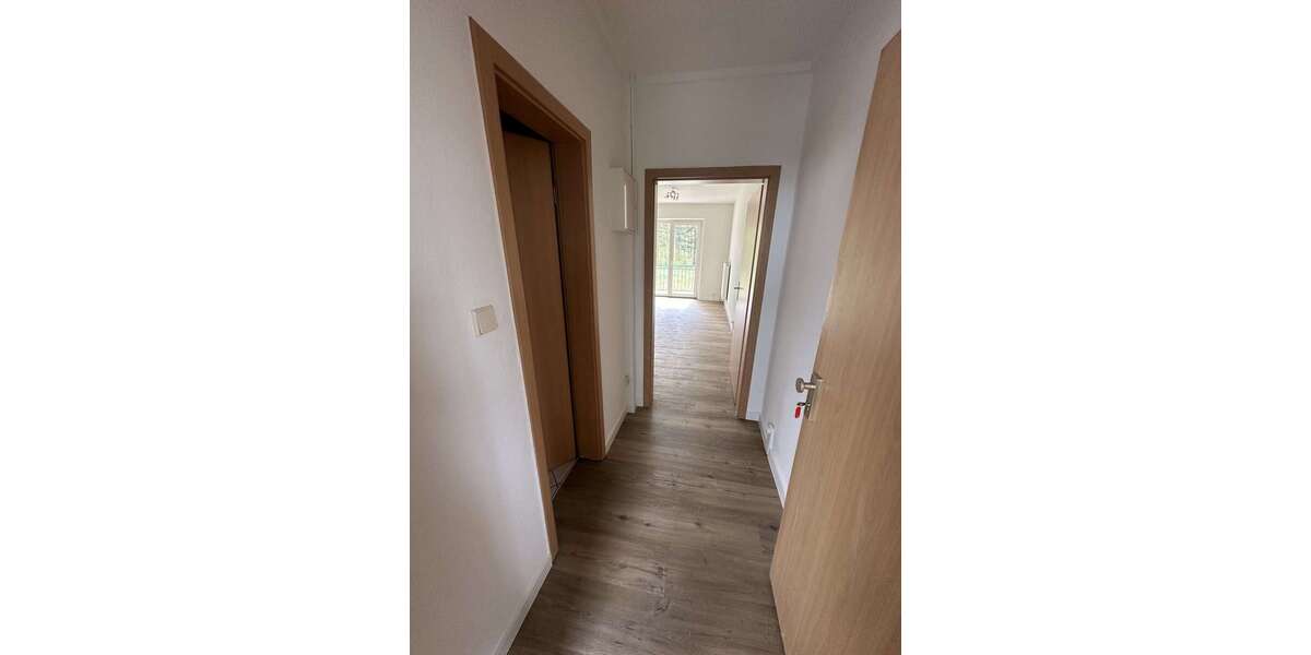 Etagenwohnung Güstrow Klueß - 1 Zimmer, 27 m&sup2;, 222&euro; | Angebot:27187106