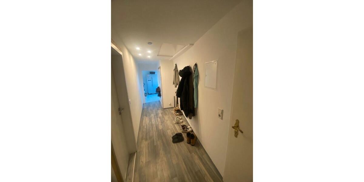 Dachgeschoßwohnung Heppenheim (Bergstraße) - 4 Zimmer, 105 m&sup2;, 850&euro; | Angebot:25161500