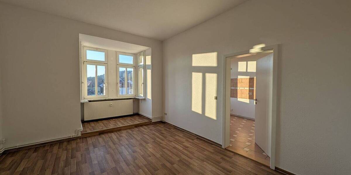 Etagenwohnung Kahla - 3 Zimmer, 86 m&sup2;, 645&euro; | Angebot:26261299