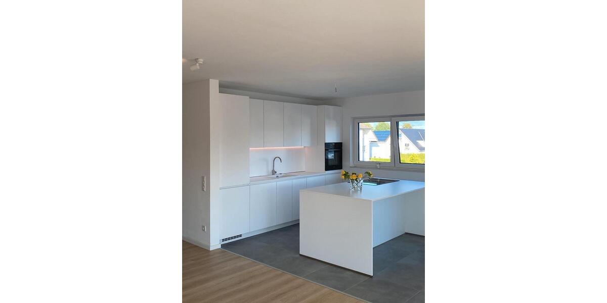 Einfamilienhaus Schloß Holte-Stukenbrock Stukenbrock - 4 Zimmer, 148 m&sup2;, 1.628&euro; | Angebot:25988802