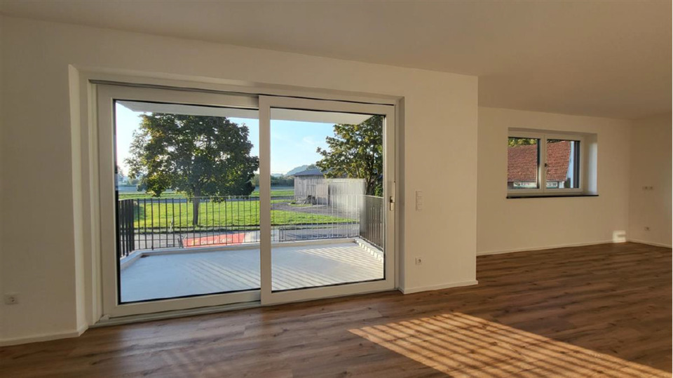 4-Zi-Wohnung in Niederaichbach Erstbezug KfW40 plus