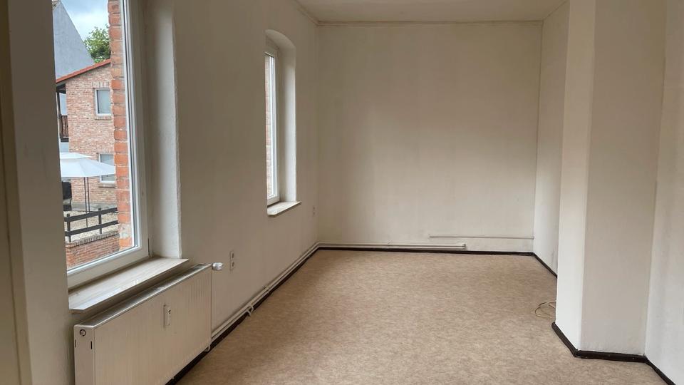 Etagenwohnung Naumburg (Saale) - 1 Zimmer, 28 m&sup2;, 370&euro; | Angebot:26454204