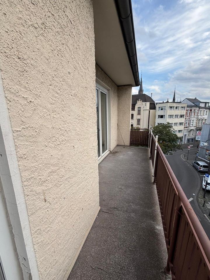 WG-Zimmer in vollständig renovierter 4er WG in der Bonner Altstadt 4.2 zimmer