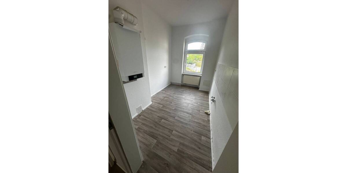 Etagenwohnung Weißenfels - 4 Zimmer, 81 m&sup2;, 573&euro; | Angebot:26673478
