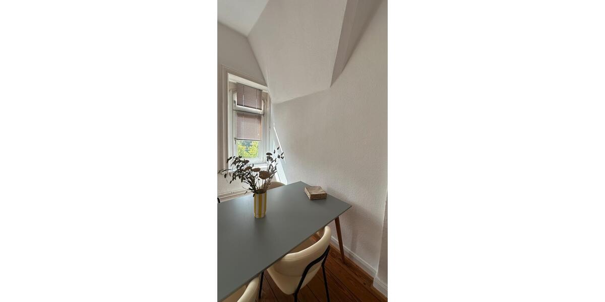 Etagenwohnung Lübeck Innenstadt - 3 Zimmer, 90 m&sup2;, 1.650&euro; | Angebot:25875535