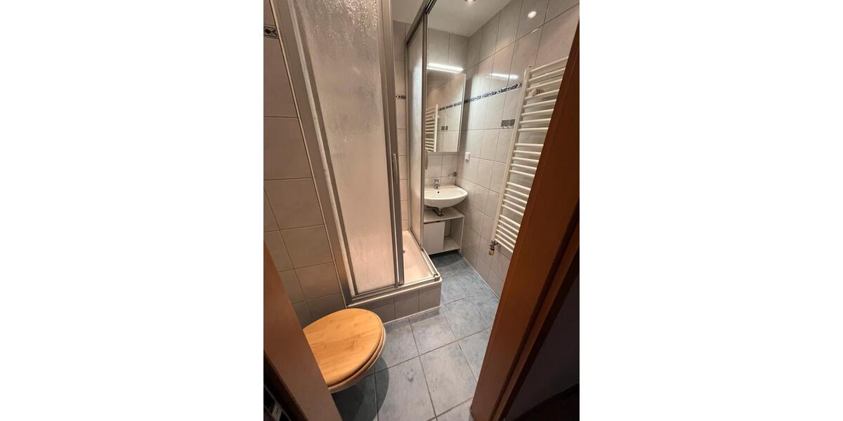 Etagenwohnung Hohenmölsen - 2 Zimmer, 36 m&sup2;, 260&euro; | Angebot:23458165