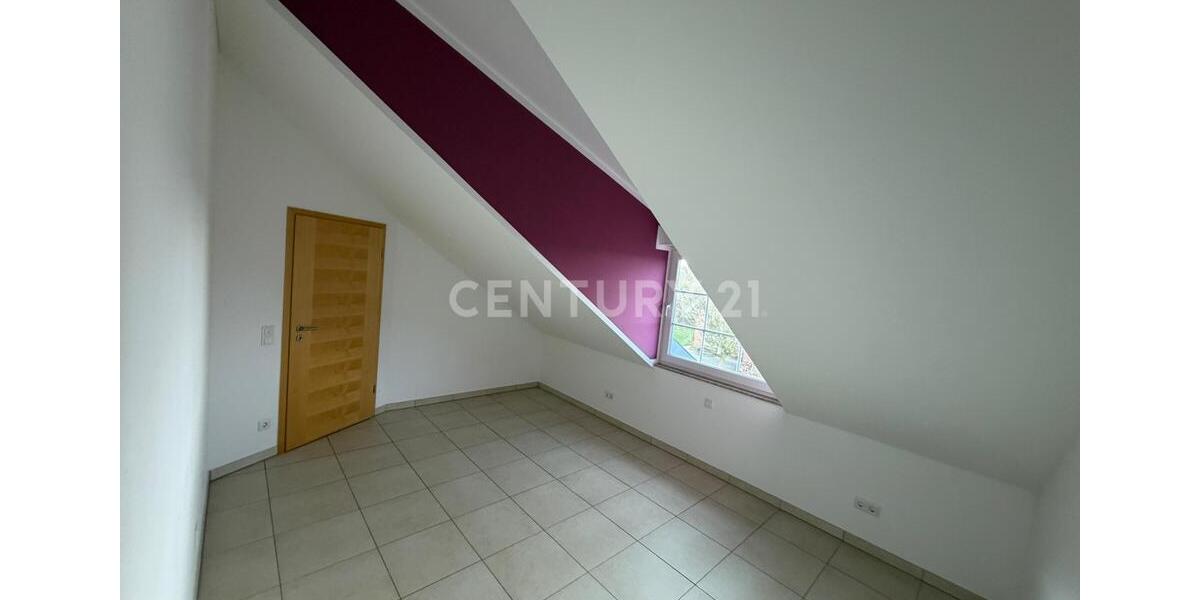 Etagenwohnung Overath - 2.5 Zimmer, 76 m&sup2;, 920&euro; | Angebot:25991745