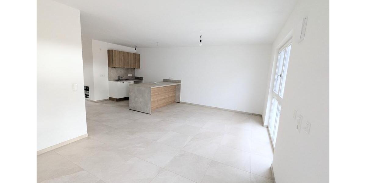 Etagenwohnung Pfarrkirchen - 3 Zimmer, 110 m&sup2;, 880&euro; | Angebot:24876208