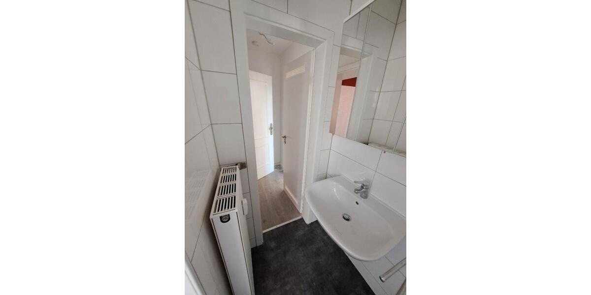 Erdgeschoßwohnung Mönchengladbach - 1 Zimmer, 32 m&sup2;, 360&euro; | Angebot:26462859