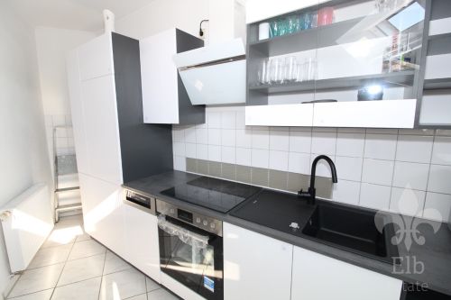 Niedliche 2 Zi- Dachgeschosswohnung mit Dusche und Keller im Lindenplatz, Hermsdorf 2 zimmer