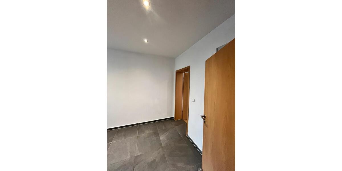 Etagenwohnung Bayreuth Altstadt - 3 Zimmer, 85 m&sup2;, 1.000&euro; | Angebot:26681380