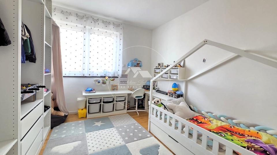 Etagenwohnung Teublitz - 4.5 Zimmer, 103 m&sup2;, 1.150&euro; | Angebot:26592825