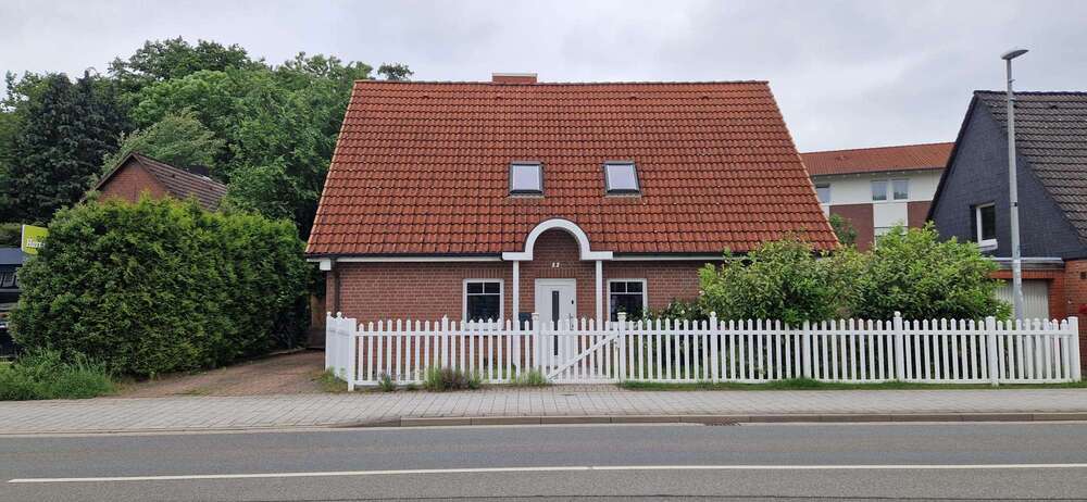 Einfamilienhaus Reppenstedt - 6 Zimmer, 158 m&sup2;, 1.700&euro; | Angebot:26883435