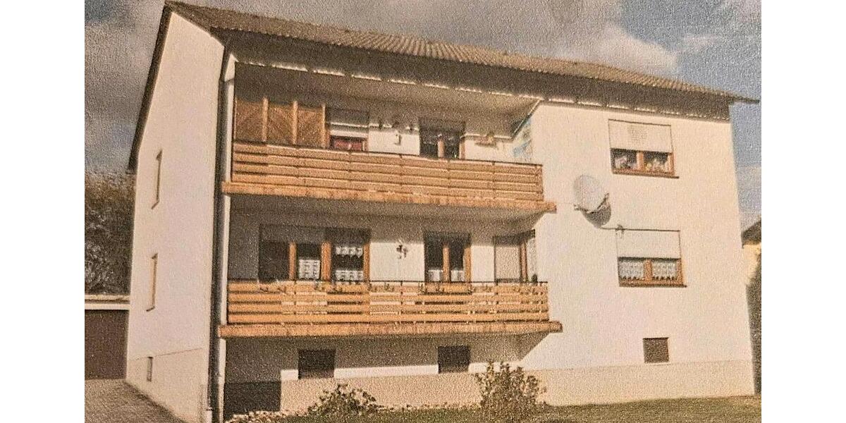 Hochparterre Windischeschenbach - 4 Zimmer, 94 m&sup2;, 1.000&euro; | Angebot:26445850
