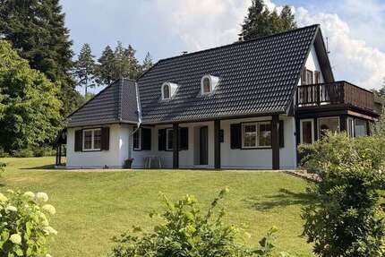 Haus Rosengarten - 6 Zimmer, 150 m&sup2;, 1.900&euro; | Angebot:27267730