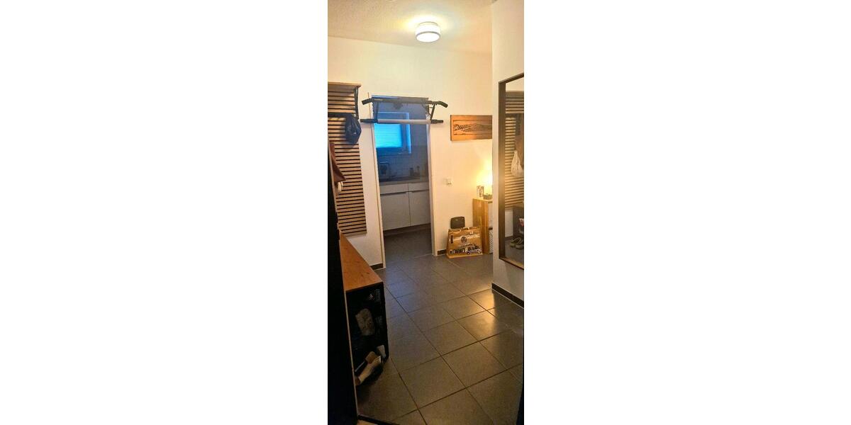 Etagenwohnung Solingen - 2 Zimmer, 60 m&sup2;, 810&euro; | Angebot:26678029