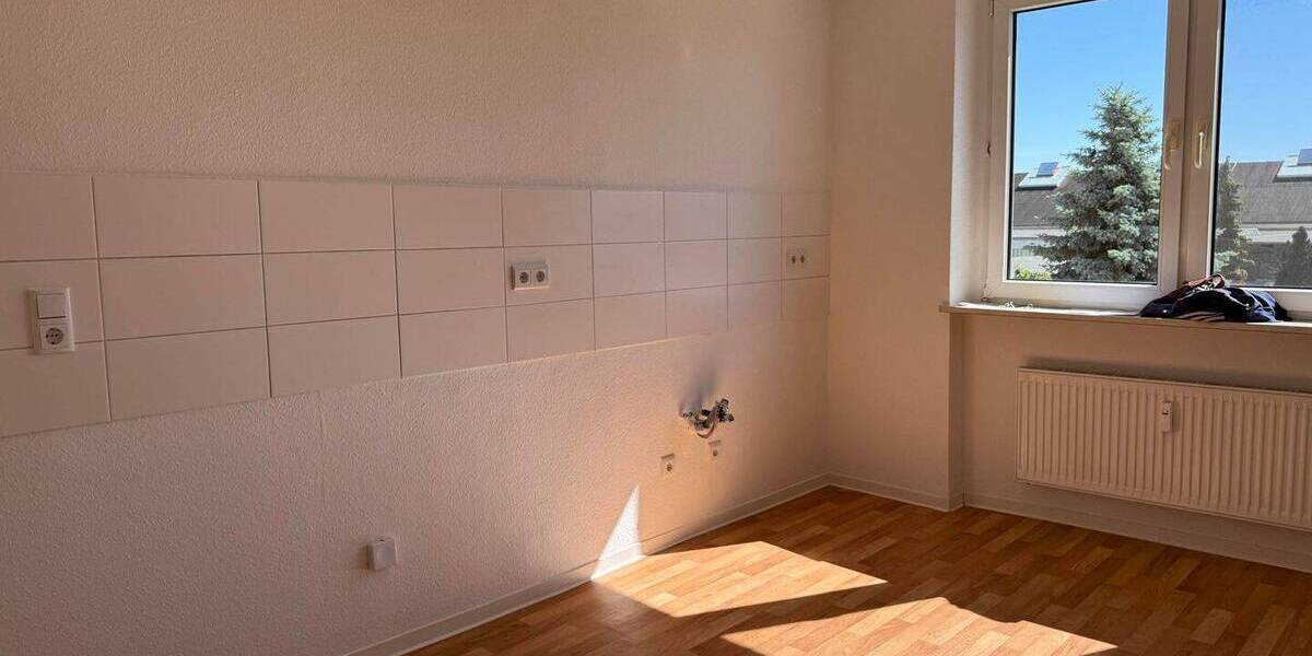 Etagenwohnung Halle Freiimfelde - 3 Zimmer, 71 m&sup2;, 499&euro; | Angebot:26754065