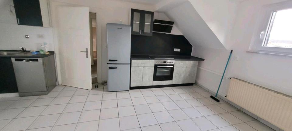 Dachgeschoßwohnung Konz - 4 Zimmer, 72 m&sup2;, 850&euro; | Angebot:25214424