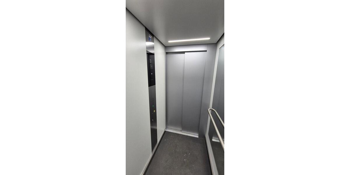 4 Raum-Wohnung, Loggia, Badewanne+Dusche, 3 OG4OG 4 zimmer