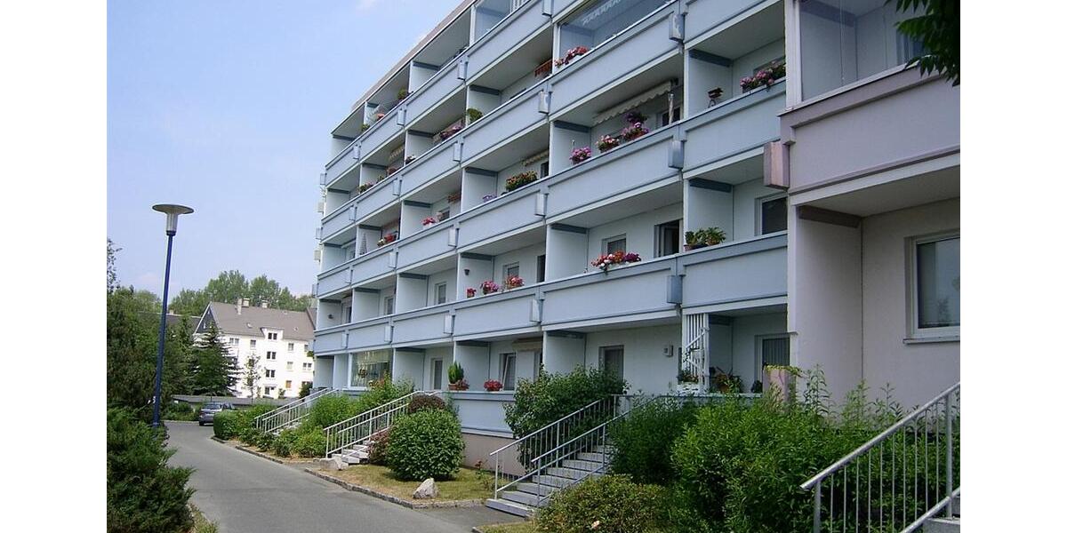 Etagenwohnung Reichenbach im Vogtland - 2 Zimmer, 57 m&sup2;, 325&euro; | Angebot:26008291