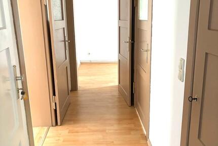 Wohnung Calbe (Saale) - 2.5 Zimmer, 52 m&sup2;, 258&euro; | Angebot:24728679