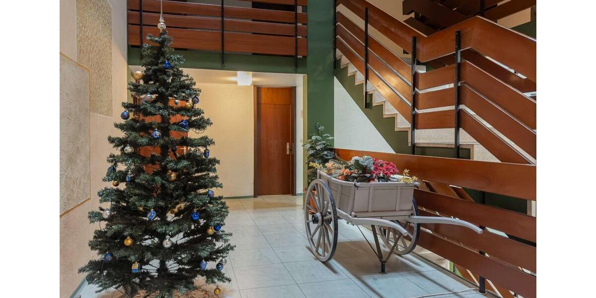 Dachgeschoßwohnung Erlangen Am Anger - 1 Zimmer, 45 m&sup2;, 770&euro; | Angebot:23782248