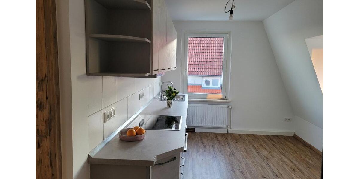 Dachgeschoßwohnung Amberg - 3 Zimmer, 70 m&sup2;, 890&euro; | Angebot:24463357