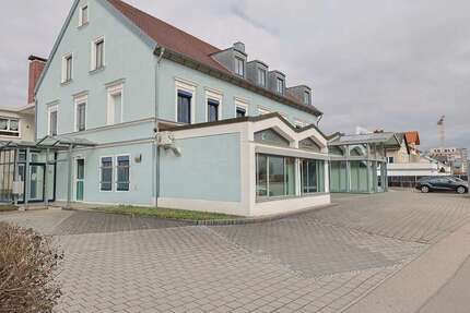 Wohnung Ingolstadt Nordost - 3 Zimmer, 83 m&sup2;, 900&euro; | Angebot:26749477