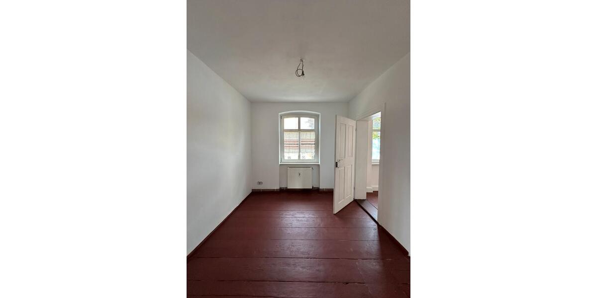 Etagenwohnung Bitterfeld-Wolfen Bitterfeld - 4 Zimmer, 92 m&sup2;, 680&euro; | Angebot:26022930