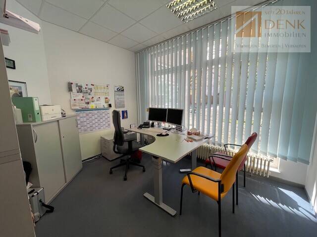 Gewerbeobjekt Kitzingen - 4 Zimmer, 90 m&sup2;, 650&euro; | Angebot:25971780