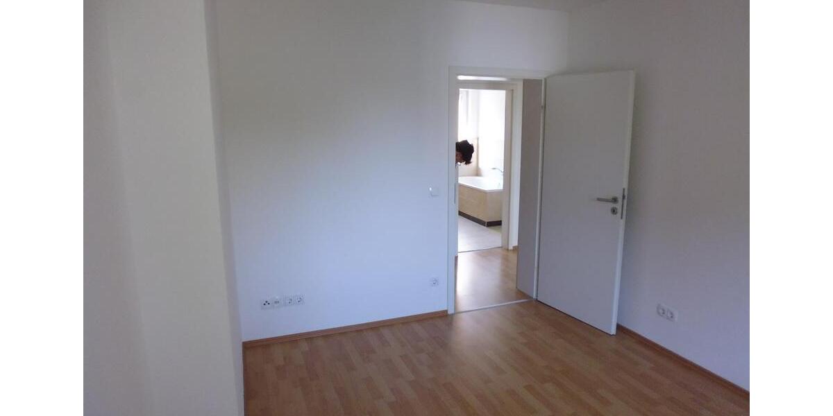 Etagenwohnung Markkleeberg - 2 Zimmer, 61 m&sup2;, 555&euro; | Angebot:26478457