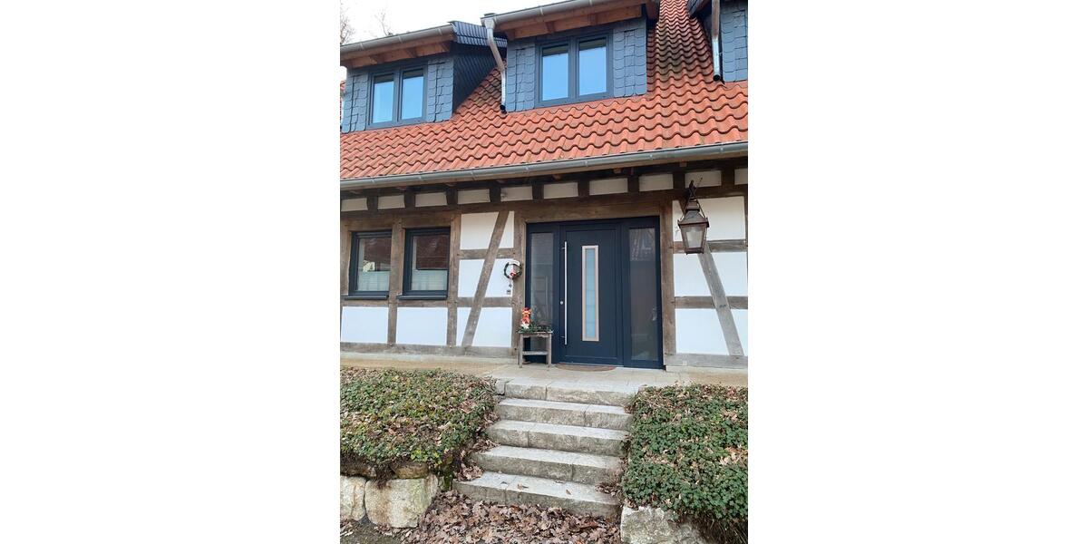 Mehrfamilienhaus, Wohnhaus Lehre - 5 Zimmer, 180 m&sup2;, 1.890&euro; | Angebot:26609584