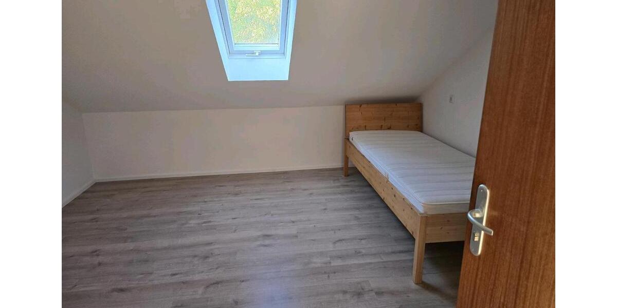 Wohnen auf Zeit Rosenheim Innenstadt - 3 Zimmer, 79 m&sup2;, 570&euro; | Angebot:26606941