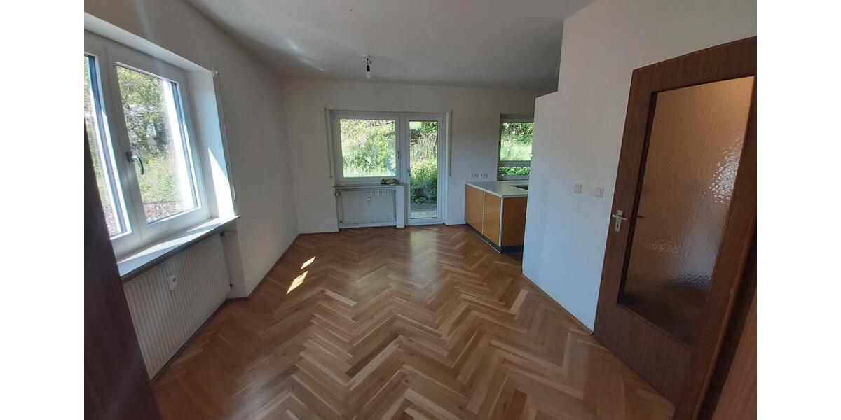 Etagenwohnung Hammelburg - 5 Zimmer, 100 m&sup2;, 900&euro; | Angebot:26424282