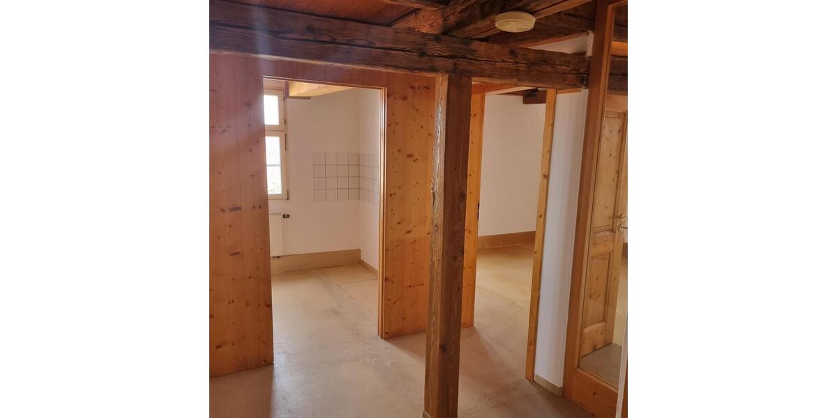 Dachgeschoßwohnung Wassertrüdingen - 2 Zimmer, 45 m&sup2;, 380&euro; | Angebot:26596690