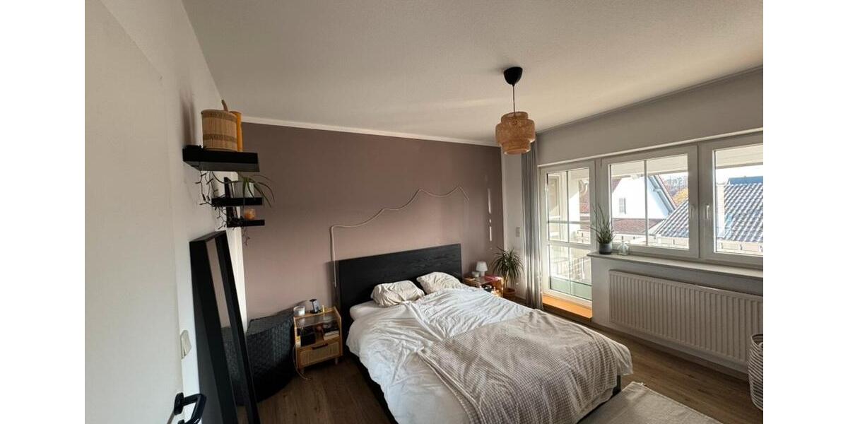 Etagenwohnung Grafenwöhr - 3.5 Zimmer, 104 m&sup2;, 950&euro; | Angebot:25639612