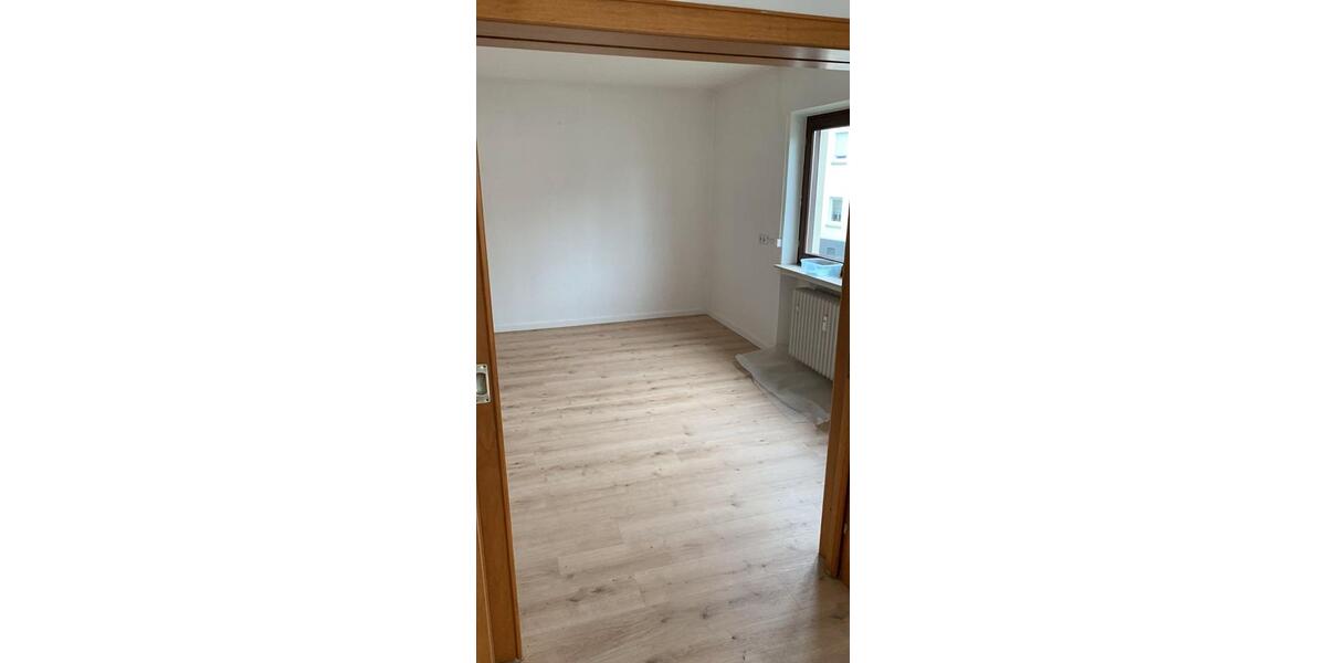 Erdgeschoßwohnung Limburg an der Lahn Eschhofen - 4 Zimmer, 86 m&sup2;, 700&euro; | Angebot:26598368