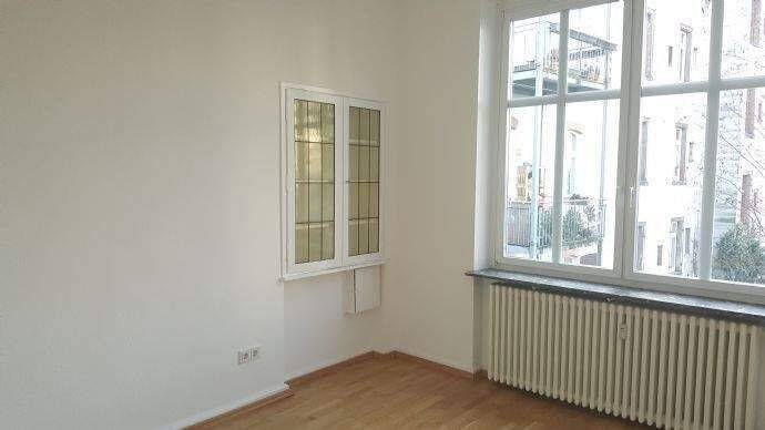 Etagenwohnung Saarbrücken Alt-Saarbrücken - 5 Zimmer, 156 m&sup2;, 1.300&euro; | Angebot:26804343
