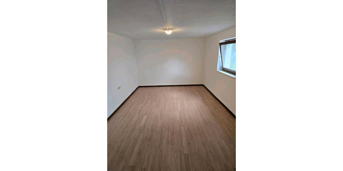 Erdgeschoßwohnung Ronshausen - 2 Zimmer, 42 m&sup2;, 550&euro; | Angebot:26484170