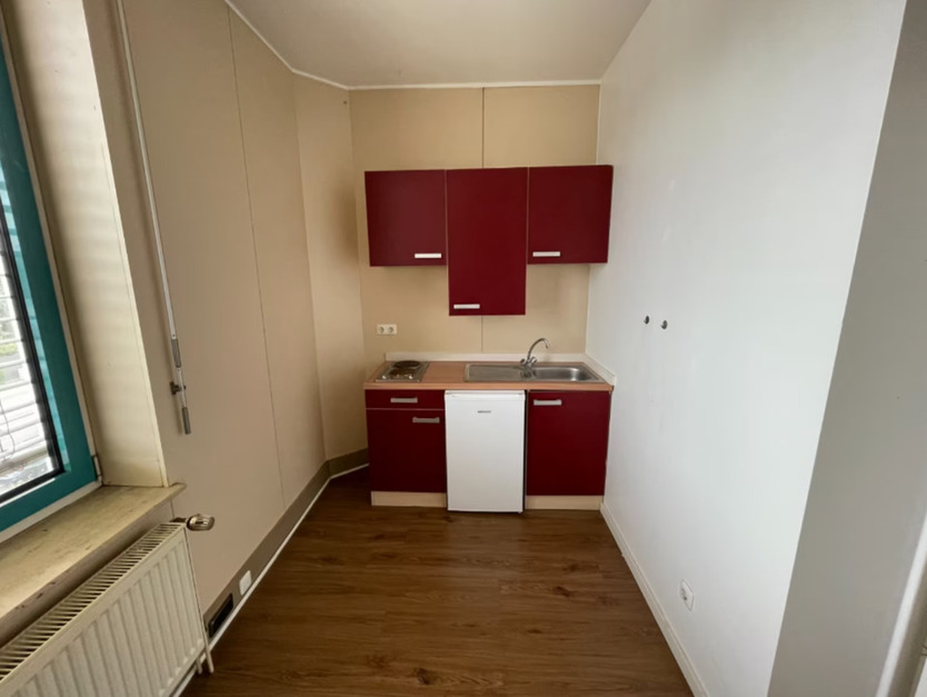 Großzügig geschnittene 1-Zimmer-Wohnung - direkt vom Eigentümer! [HMR-O57E07]