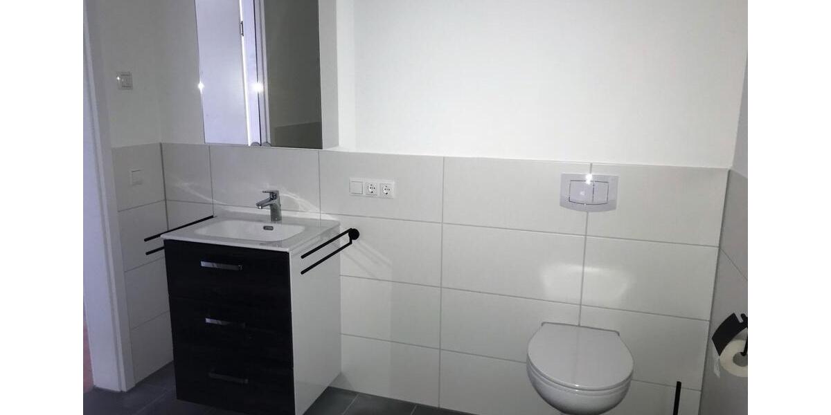 Etagenwohnung Cadenberge - 3 Zimmer, 86 m&sup2;, 880&euro; | Angebot:24547938